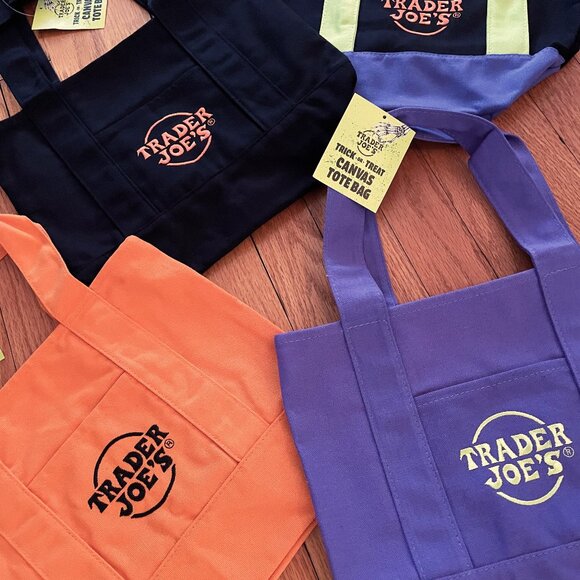 🎃 NWT Set of 4 Trader Joe's MINI Canvas Halloween Tote Bags. Trick or Treat Bag - Picture 2 of 10